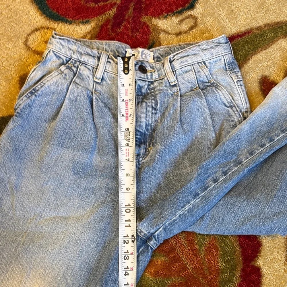 We the free boyfriend pleated high waisted Stylish Blue Denim Jeans - Picture 3 of 8